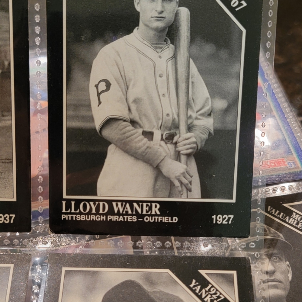 Baseball Cards 52 Pages - Picture 9 of 16